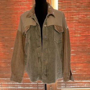 Entro Brand Corduroy flap pocket shacket, size Large oversized, green tan brown